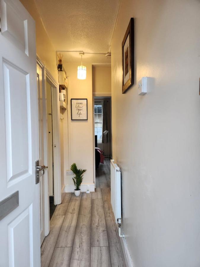 2-Bedroom Flat In Cutty-Sark, Greenwich ! London Exterior photo