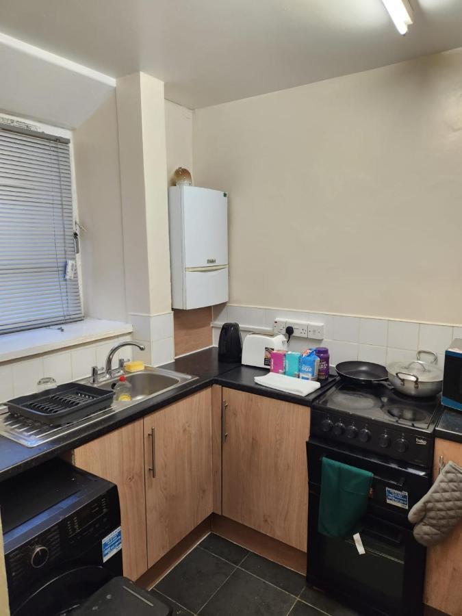 2-Bedroom Flat In Cutty-Sark, Greenwich ! London Exterior photo